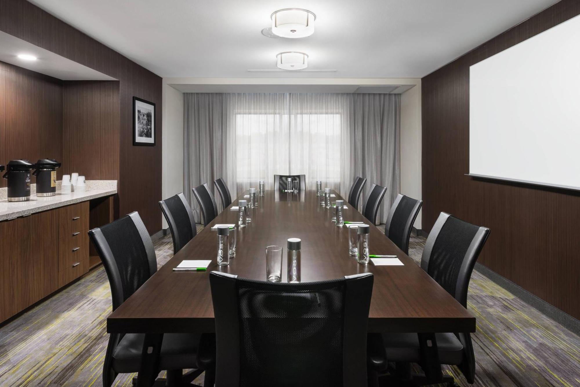 Courtyard By Marriott Ruston Hotel Buitenkant foto