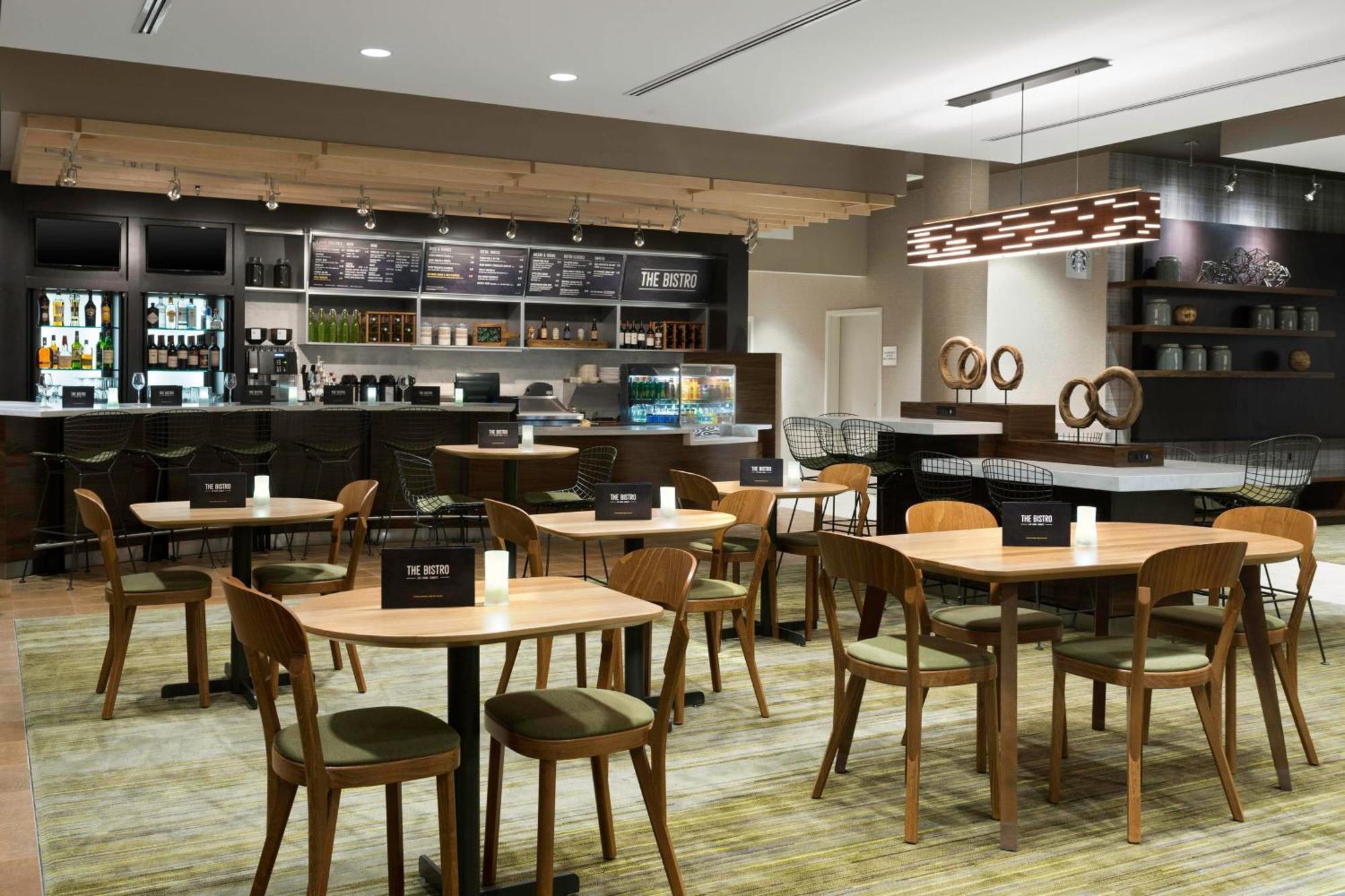 Courtyard By Marriott Ruston Hotel Buitenkant foto