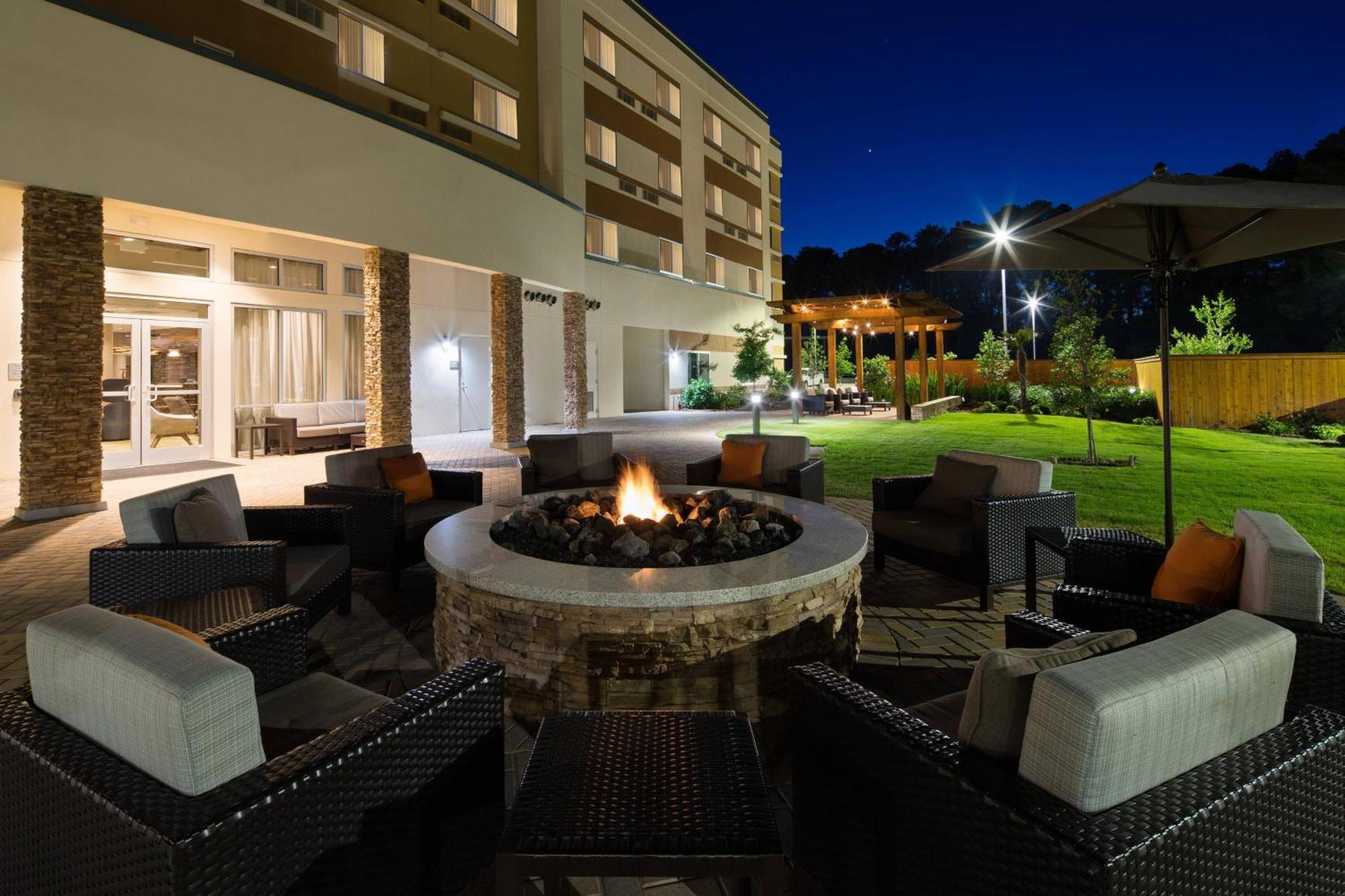 Courtyard By Marriott Ruston Hotel Buitenkant foto