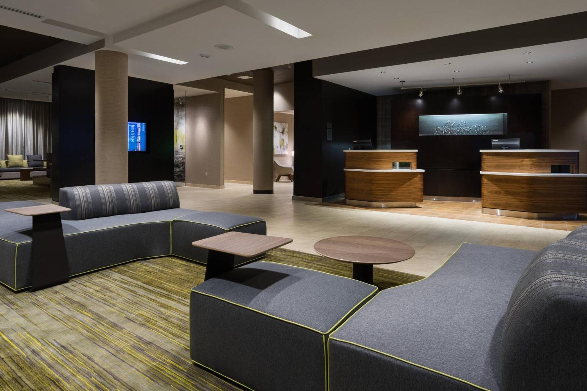 Courtyard By Marriott Ruston Hotel Buitenkant foto